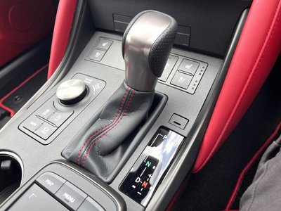 2021 Lexus IS — миниатюра 49