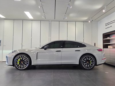 PORSCHE PANAMERA - 7