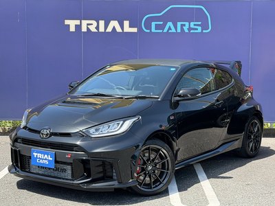 TOYOTA YARIS - 1