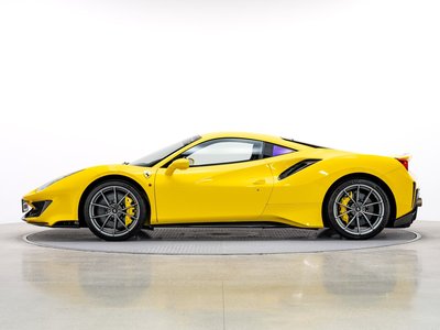 FERRARI 488 PISTA - 9