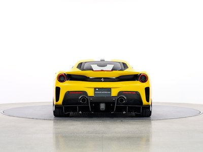 FERRARI 488 PISTA - 10