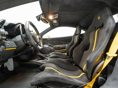 FERRARI 488 PISTA - 5