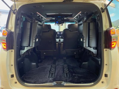 TOYOTA VELLFIRE - 10