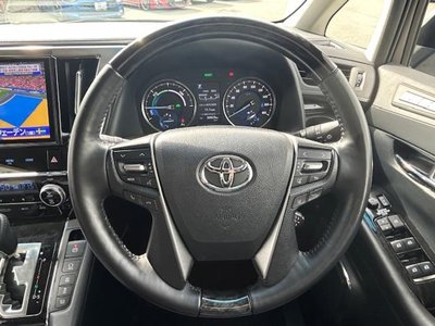 2019 Toyota ALPHARD — фото 9
