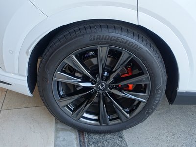 2025 Lexus RX — миниатюра 32