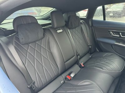 MERCEDES-BENZ EQS - 9