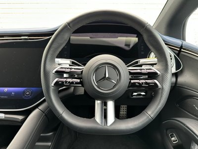 MERCEDES-BENZ EQS - 7
