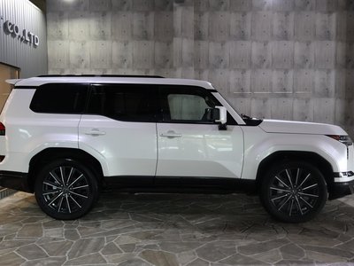صورة 4 لـ 2026 LEXUS GX