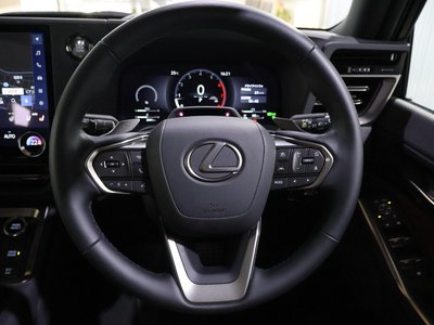 2026 Lexus GX — миниатюра 13
