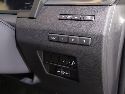 2026 Lexus GX — миниатюра 47
