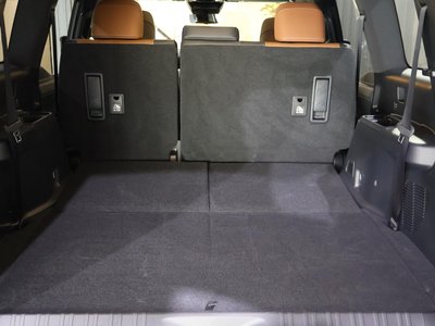 2026 Lexus GX — миниатюра 32