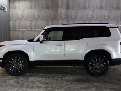 صورة 7 لـ 2026 LEXUS GX