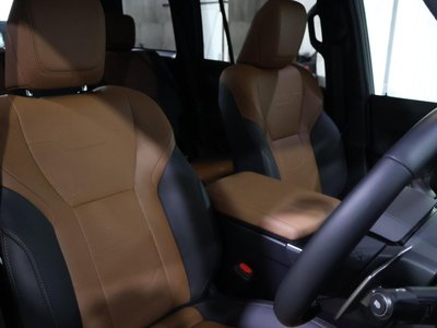 صورة 9 لـ 2026 LEXUS GX