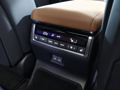 2026 Lexus GX — миниатюра 54
