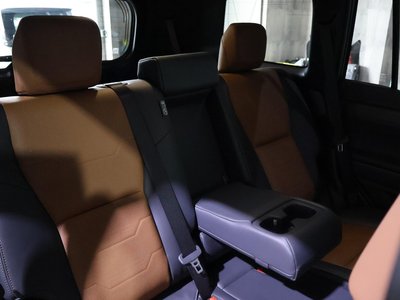 2026 Lexus GX — миниатюра 21