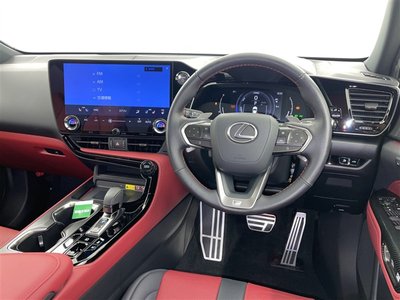 2023 Lexus NX — фото 9
