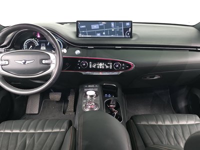 صورة 5 لـ 2022 Genesis GV70