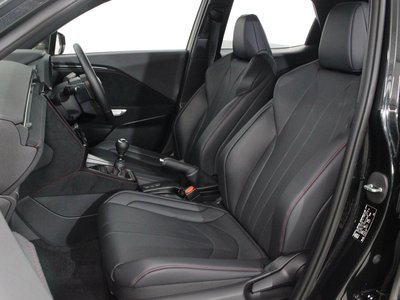 2025 Lexus LBX — миниатюра 16