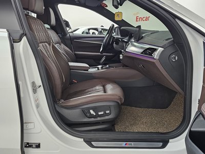 2023 BMW 6 SERIES GT thumbnail 16