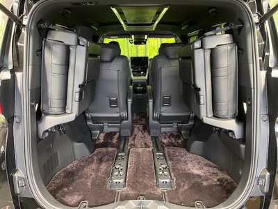 صورة 11 لـ 2024 Toyota VELLFIRE