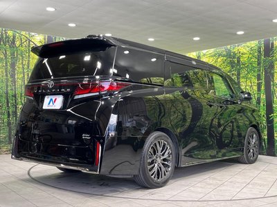 صورة 18 لـ 2024 Toyota VELLFIRE