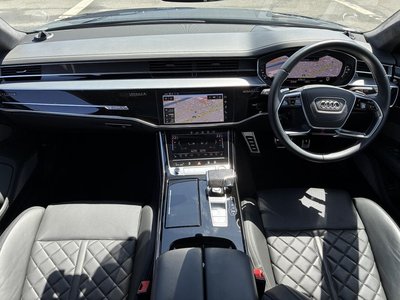 AUDI S8 - 2