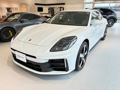 PORSCHE PANAMERA - 4