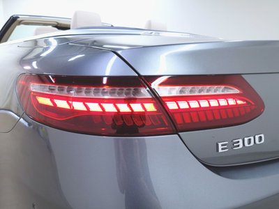 MERCEDES-BENZ E-CLASS - 5
