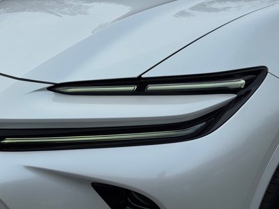 TOYOTA CROWN SPORT - 9