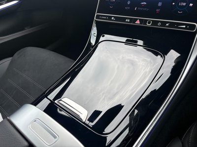 2025 Mercedes-BENZ C-CLASS 缩略图 42