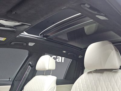 2023 BMW X7 — миниатюра 25