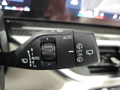 2023 BMW X7 — миниатюра 30