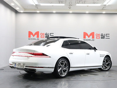 2022 Genesis G90 (RS4) 照片 2