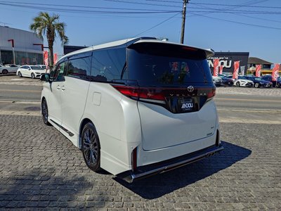 TOYOTA VELLFIRE - 3