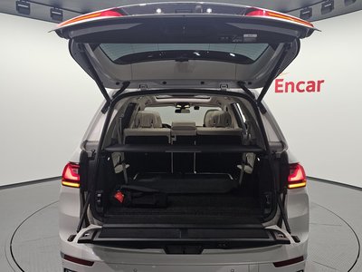 2022 BMW X7 thumbnail 26
