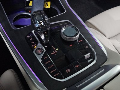 2022 BMW X7 thumbnail 12