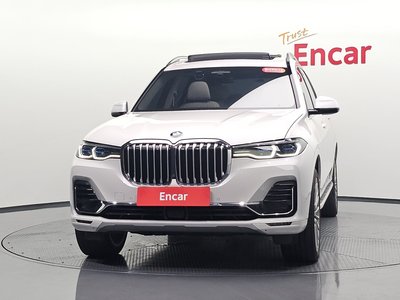 2022 BMW X7 照片 2