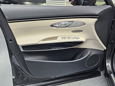 2023 Genesis GV70 thumbnail 14