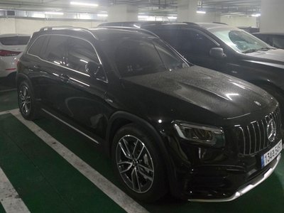MERCEDES-BENZ GLB - 1