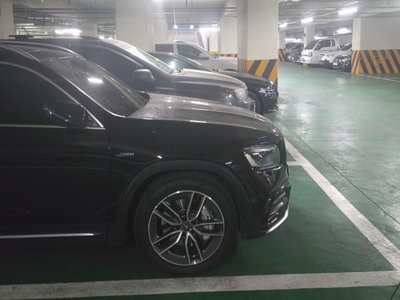 MERCEDES-BENZ GLB - 2