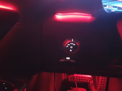 MERCEDES-BENZ SL - 10