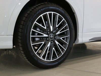 2025 AUDI Q3 照片 9