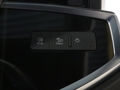 صورة مصغرة 28 لـ 2025 AUDI Q3