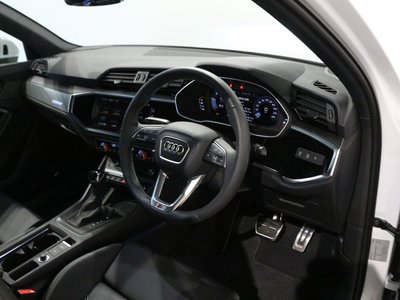 صورة مصغرة 14 لـ 2025 AUDI Q3