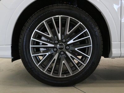 2025 AUDI Q3 照片 10