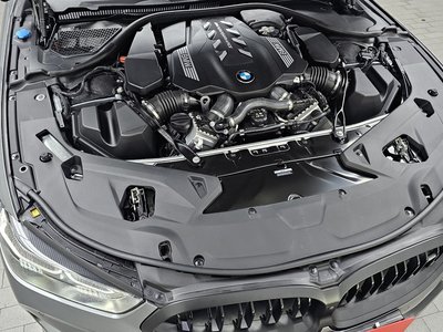 صورة 8 لـ 2025 BMW 8 SERIES