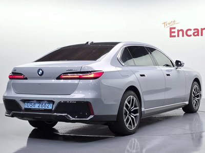 BMW I7 - 3