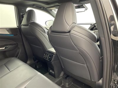 2025 Lexus NX — миниатюра 26