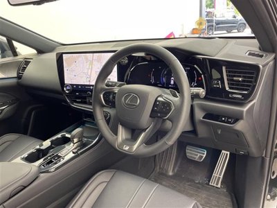 2025 Lexus NX — миниатюра 24