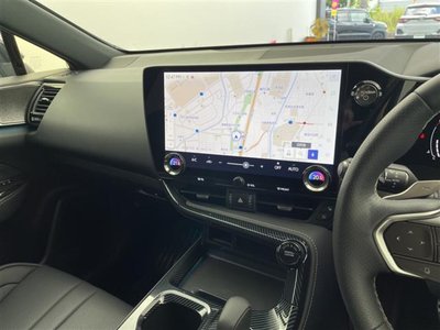 2025 Lexus NX photo 7